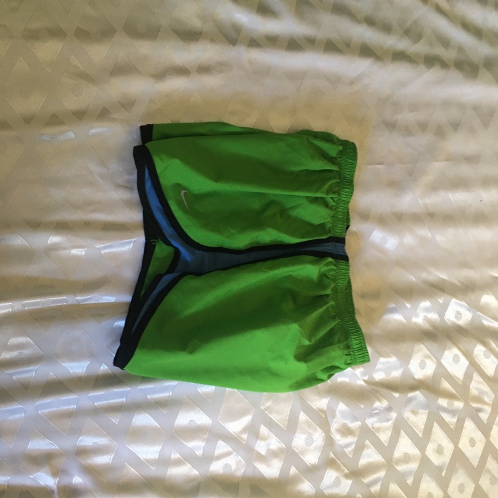 Short Nike